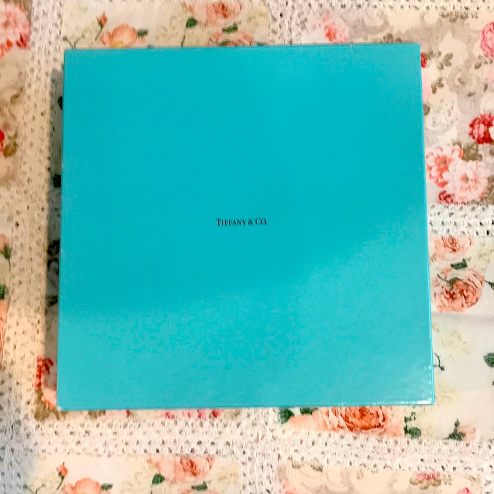 TIFFANY & Co. Box